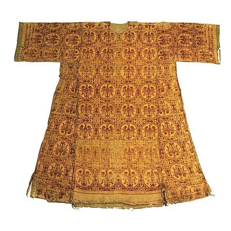 Ambazac dalmatic from the end of 13th century deposited at Ambazac Paris Church. Source: www.limousin-medieval.com