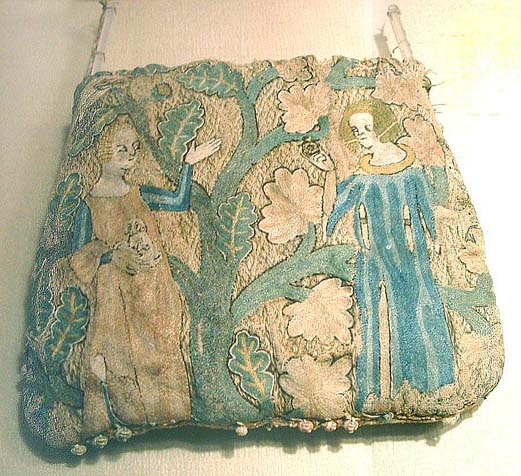 Embroidered pouche half 14th century, located now in Musee National du Moyen Age, Clunny