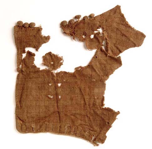 Rukáv s knoflíky uložený v Museum of London, cca 1300