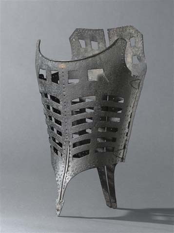 Korzet z éry Kateřiny Medičejské (1590), Ecouen, Musée national de la Renaissance, zdroj Reunion dos Musees National