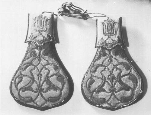 Pouche believed to have belonged to Stephan II Praun, 1566-1600, Germanische National Museum, Nurmberg